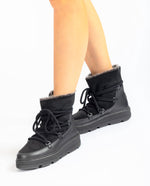 Apres Ski Ankle Boot, Black